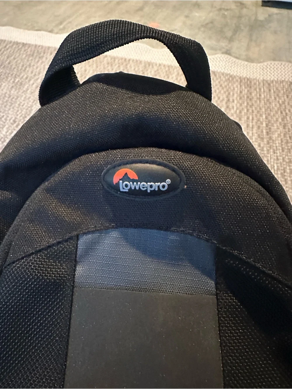 Canon PowerShot SX30 IS Camera Bundle | Lowepro Bag |  Excellent Condition